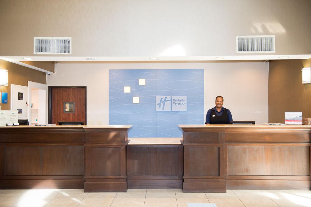 Holiday Inn Express Houston North-1960 Champions Area Louetta Bagian luar foto
