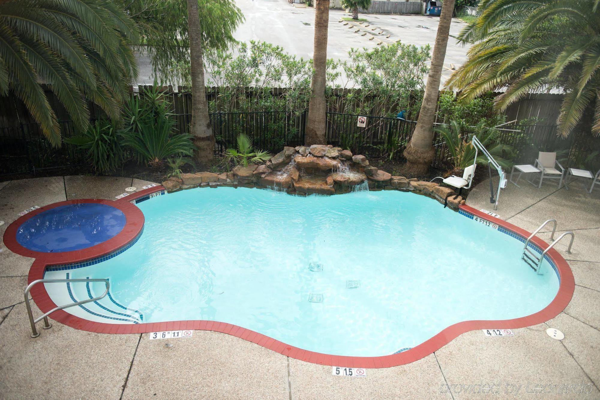 Holiday Inn Express Houston North-1960 Champions Area Louetta Bagian luar foto
