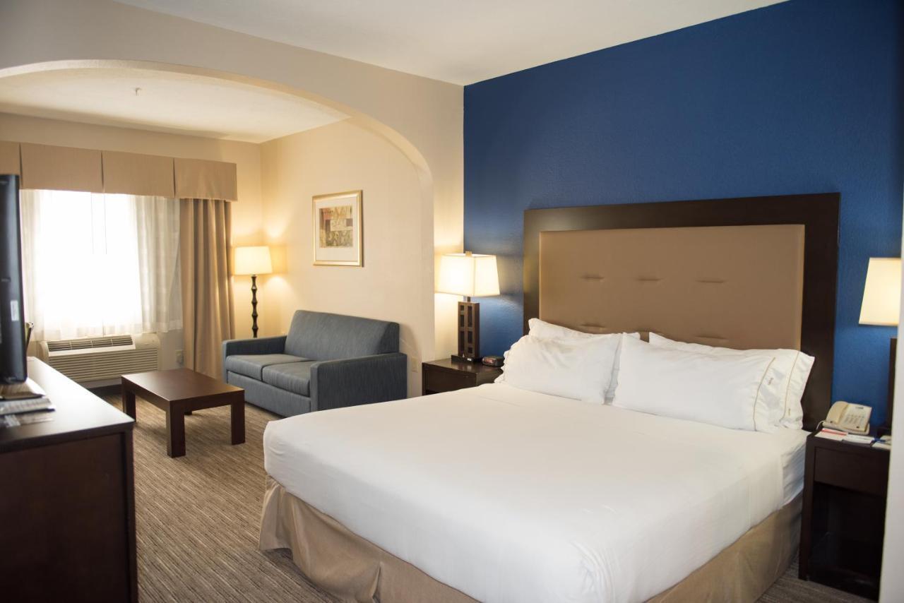 Holiday Inn Express Houston North-1960 Champions Area Louetta Bagian luar foto