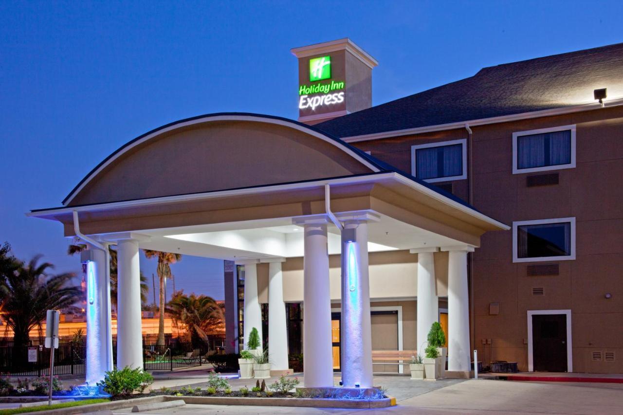 Holiday Inn Express Houston North-1960 Champions Area Louetta Bagian luar foto